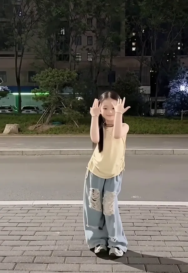 🔥🔥Popular dance "Moonlight Illuminating the Mountains"